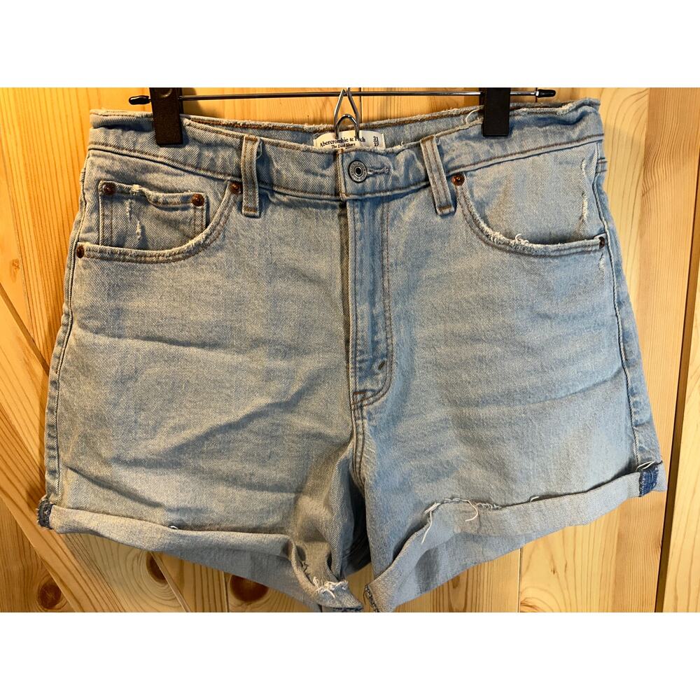 Abercrombie & Fitch The Dad Short High Rise - Size 31